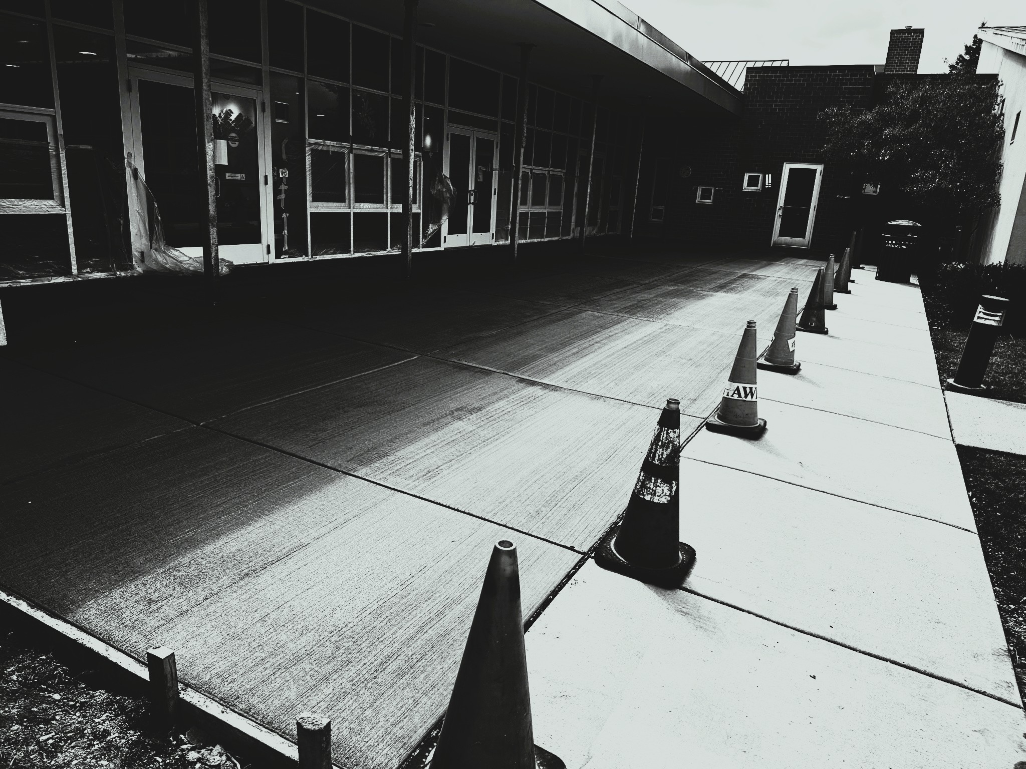 concrete background b&w